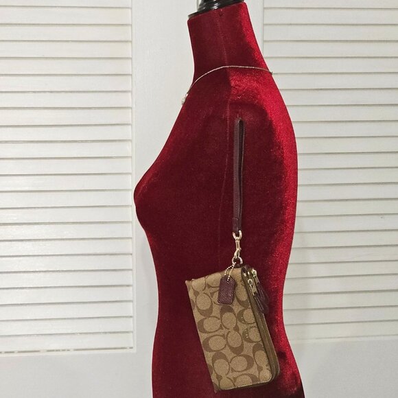 Coach Signature Women's Brown Leather Double Zip Wristlet Wallet144 - Picture 3 of 13